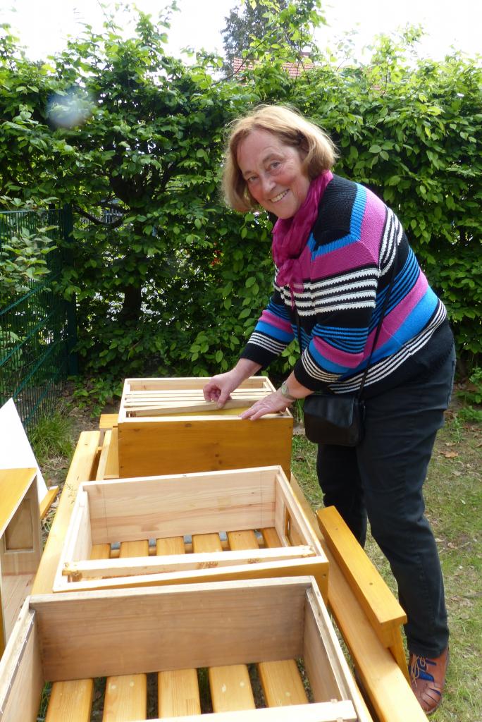 Vorbereiten der neuen Bienenheimat